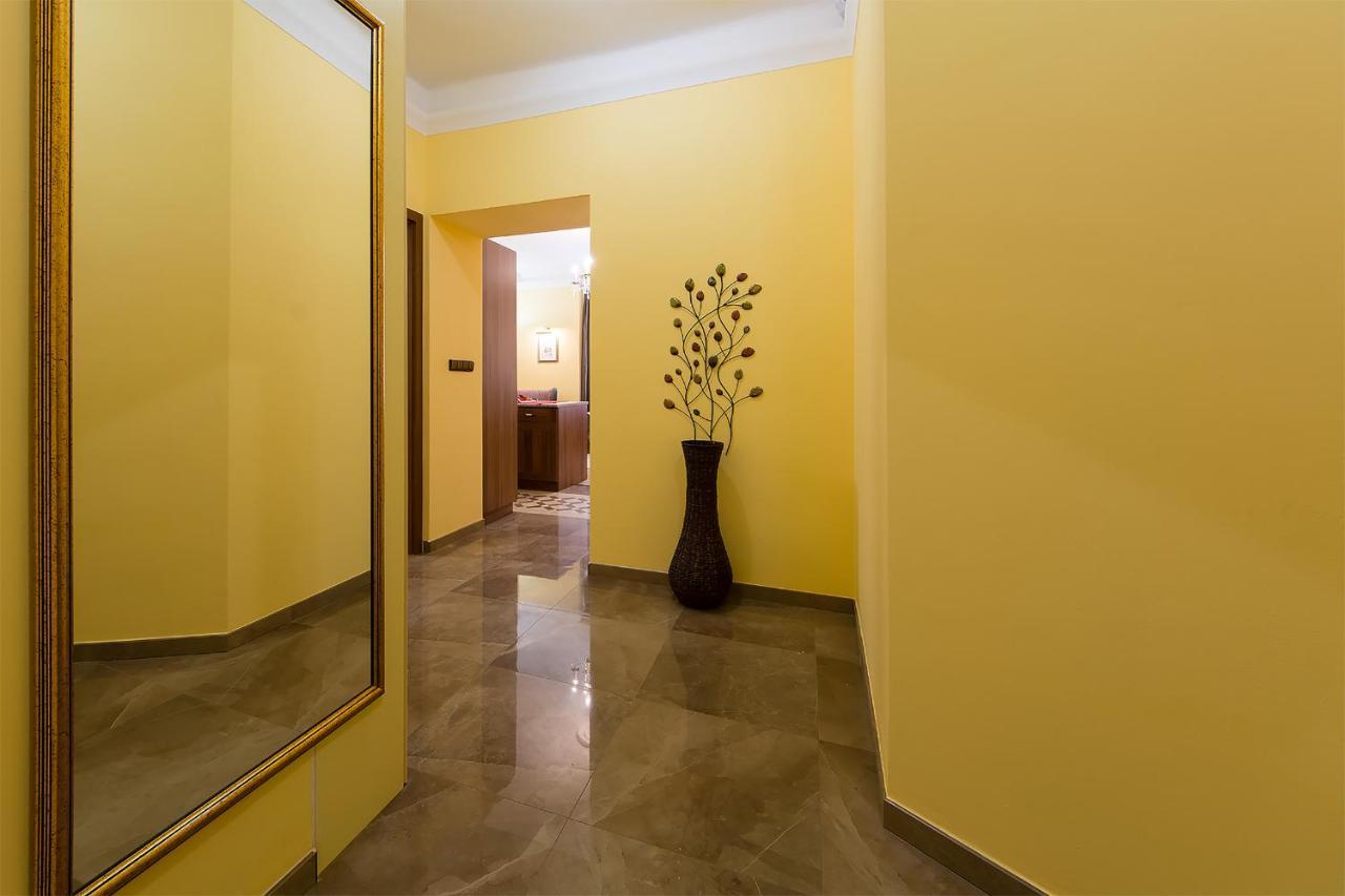 In Heart Of Prague - 2Br 2Ba Elegant Downtown Apt Exterior foto
